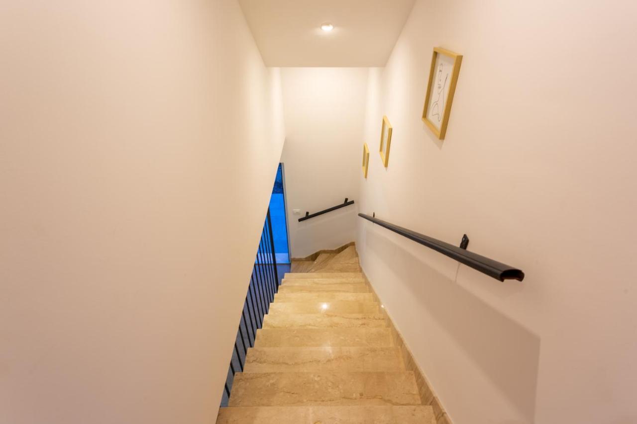 Villa Secluded House - Guaranteed Privacy - Heated Pool Klis Esterno foto